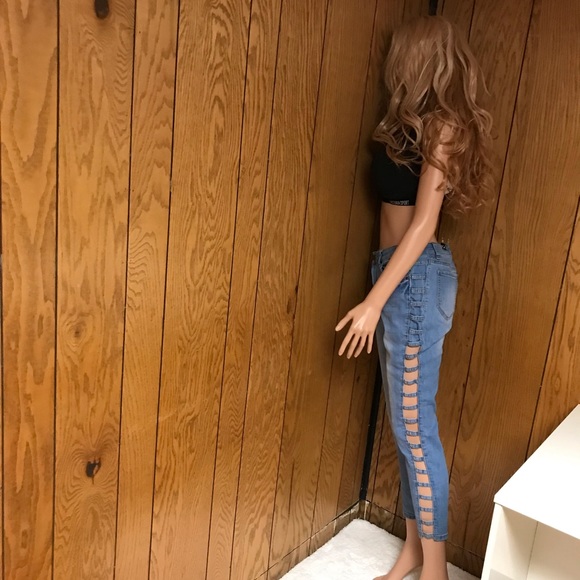 Women's Skinny Jeans - Picture 4 of 12